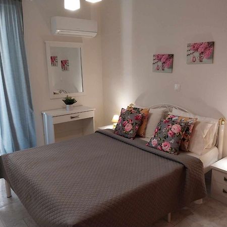 Lilis Apt In Center With Sea View Карпатос Екстериор снимка
