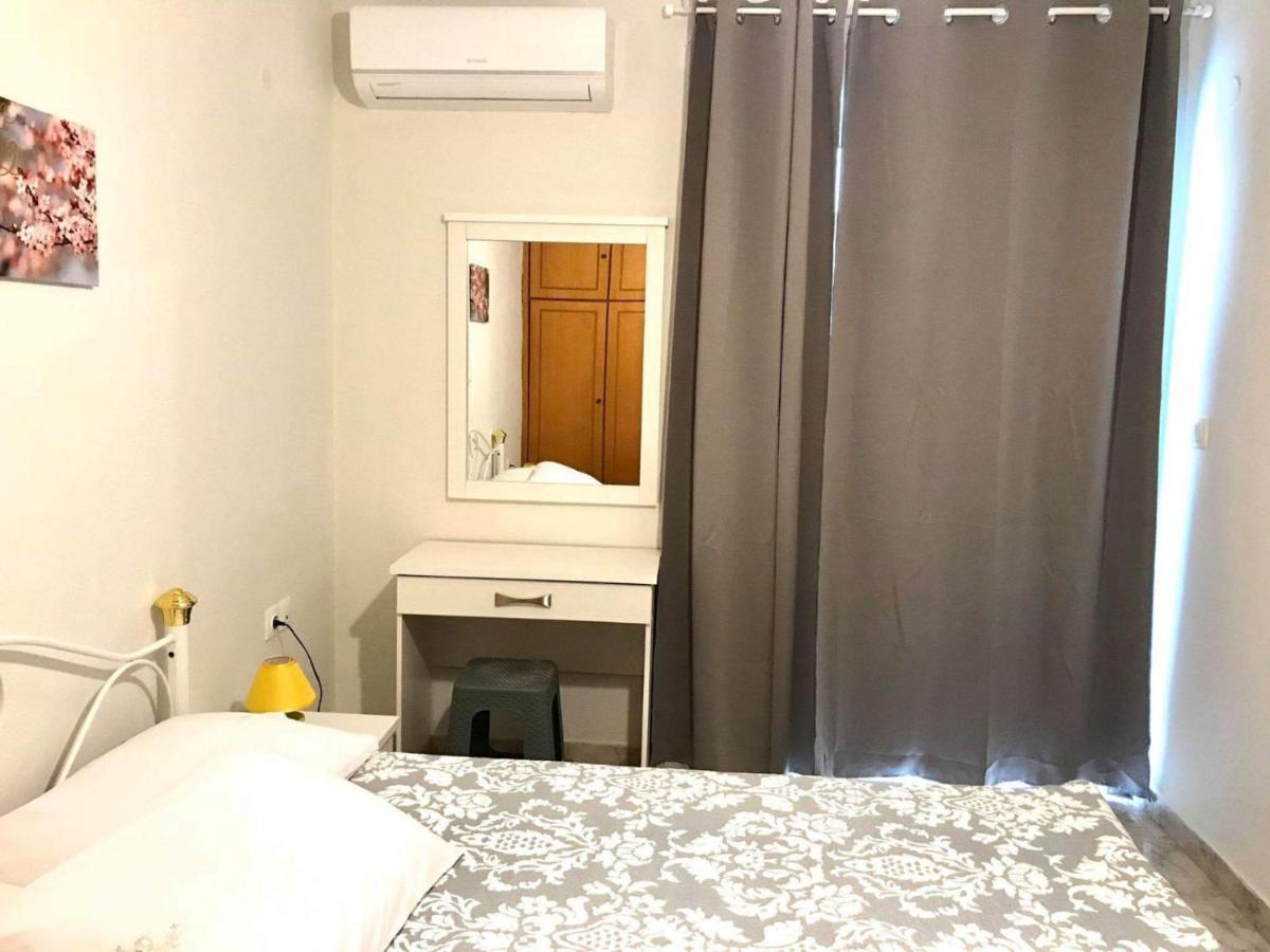 Lilis Apt In Center With Sea View Карпатос Екстериор снимка